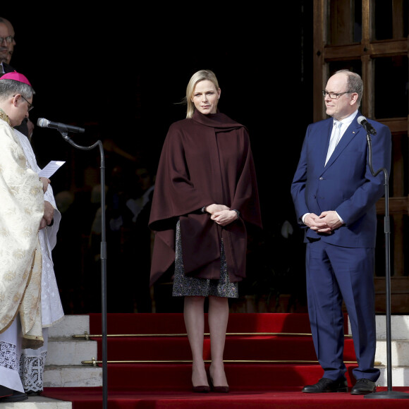 Exclusif - Le prince Albert II de Monaco et la princesse Charlene lors de l'ordination du nouvel archevêque de la principauté à Monaco, monseigneur Dominique-Marie DavidExclusif - Ordination du nouvel archevêque de la Prinpauté de Monaco, Dominique Marie David, en présence du prince Souverain Albert II de Monaco et sa femme la princesse Charlene à Monaco le 8 mars 2019. Monseigneur Dominique Marie David remplace Monseigneur Bernard Barsi en poste à Monaco depuis l'an 2000. © Jean-François Ottonello / Nice-Matin / Bestimage