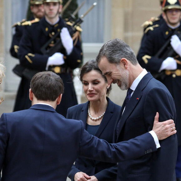 Le président Emmanuel Macron et la première dame Brigitte Macron ont reçu le roi Felipe VI d'Espagne et la reine Letizia à déjeuner au palais de l'Elysée, à Paris, le 11 mars 2020, avant la cérémonie de la Journée nationale d'hommage aux victimes du terrorisme organisée au Trocadéro. © Stéphane Lemouton / Bestimage