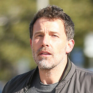 Ben Affleck et sa fille Violet se rendent l'église pour assister à la messe du dimanche à Brentwood le 5 janvier 2020.