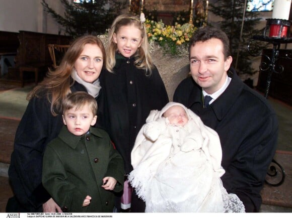 Karl de Habsbourg-Lorraine et la baronne Francesca en 2000 lors du baptême de leur fille Gloria.