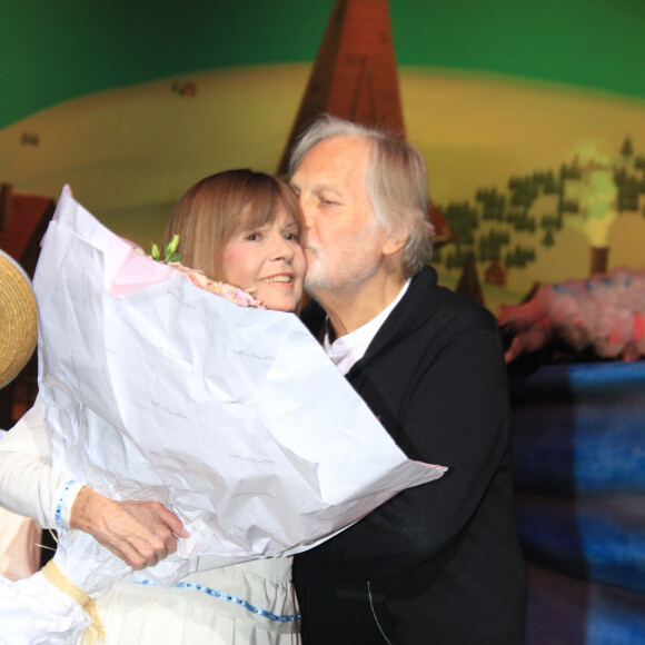 Exclusif - Chantal Goya et son mari Jean-Jacques Debout - Chantal Goya sur la scène du Palais des Congrès dans son spectacle "Le soulier qui vole" à Paris le 6 octobre 2019. © Philippe Baldini/Bestimage