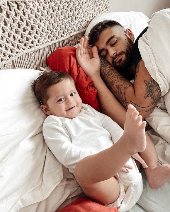 Jesta Hillmann dévoile une photo de son fils Juliann et Benoît, le 18 février 2020, sur Instagram