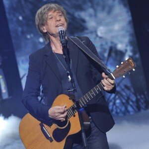 Jean-Louis Aubert à l'enregistrement de l'émission "La Chanson de l'année" au Zénith de Paris le 13 juin 2014