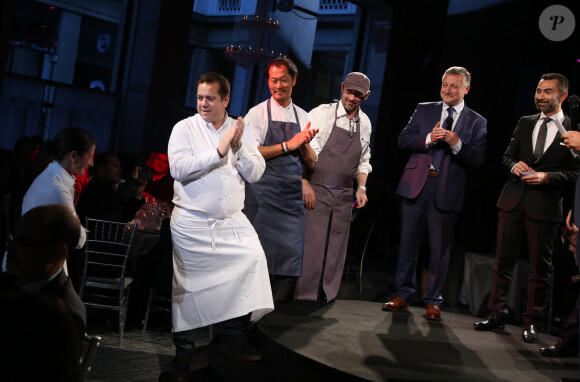 Exclusif - Les chefs Arnaud Lallement, Anne-Sophie Pic, Sang Hoon Degeimbre et Paul Pairet avec David Sinapian (le mari du chef Anne-Sophie Pic) à la 1ère édition des "Plumes d'Or du Vin et de la Gastronomie" au Pavillon Vendôme à Paris.