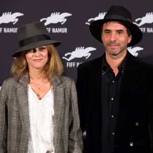 Vanessa Paradis et son compagnon Samuel Benchetrit au photocall du film "Chien" au 32ème festival international du film francophone de Namur le 5 octobre 2017.