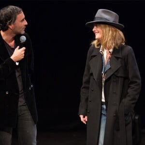 Samuel Benchetrit et sa compagne Vanessa Paradis assistent à la projection du film "Chien" lors du 32ème Festival International du Film Francophone de Namur, Belgique, le 4 octobre 2017. © Alain Rolland/ImageBuzz/Bestimage