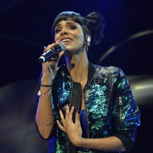 La chanteuse Shy'm sur scène lors du concert de l'association "Enfant Star et Match" a la pinède Gould de Juan-les-Pins (06), le 10 juillet 2018. @Tara-Photo/ANDBZ/ABACAPRESS.COM -