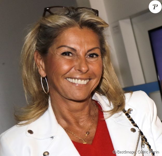 Exclusif - Rendez-vous avec Caroline Margeridon à Paris le 4 octobre 2019. © Cédric Perrin/Bestimage