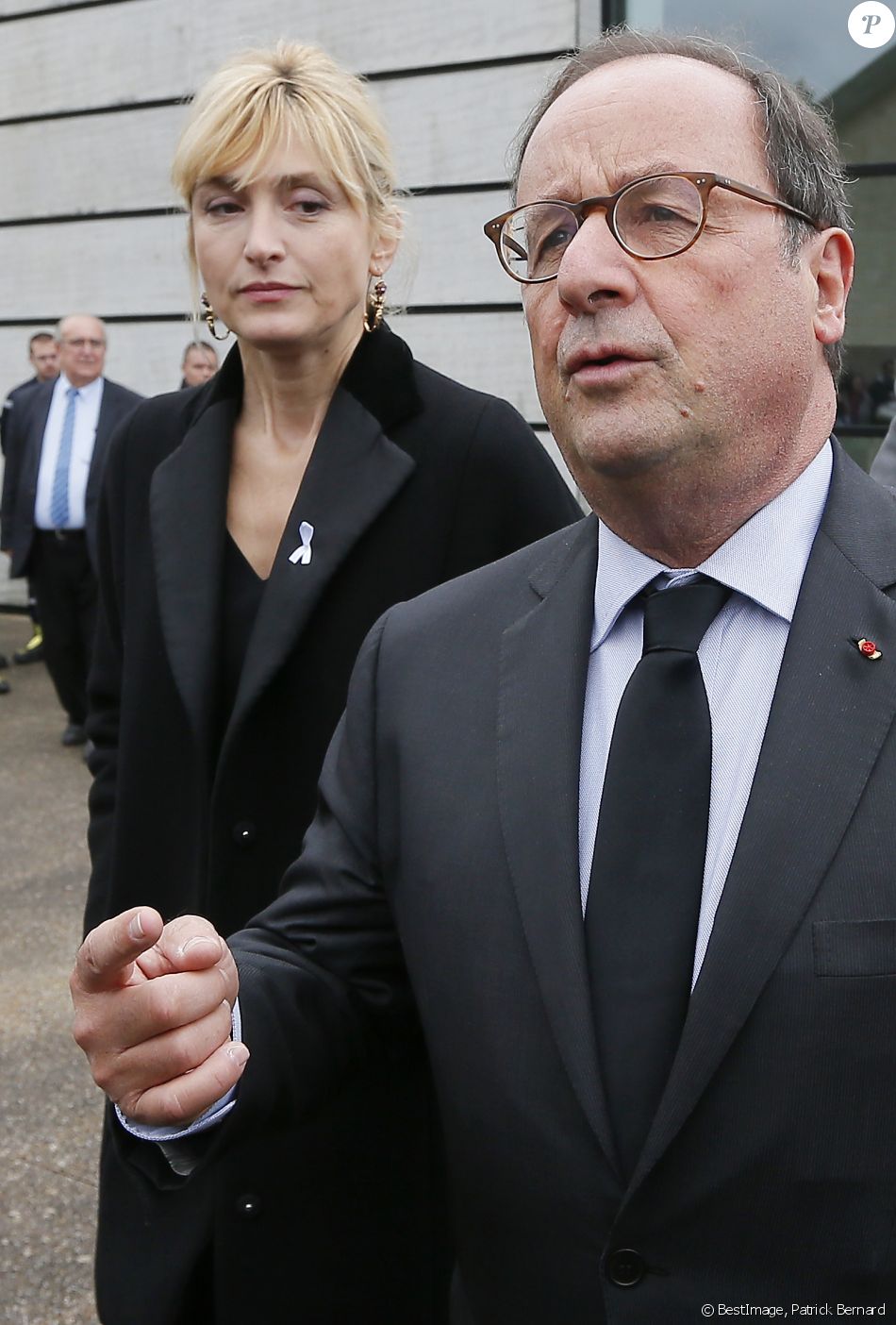 François Hollande et sa compagne Julie Gayet - Claude ...