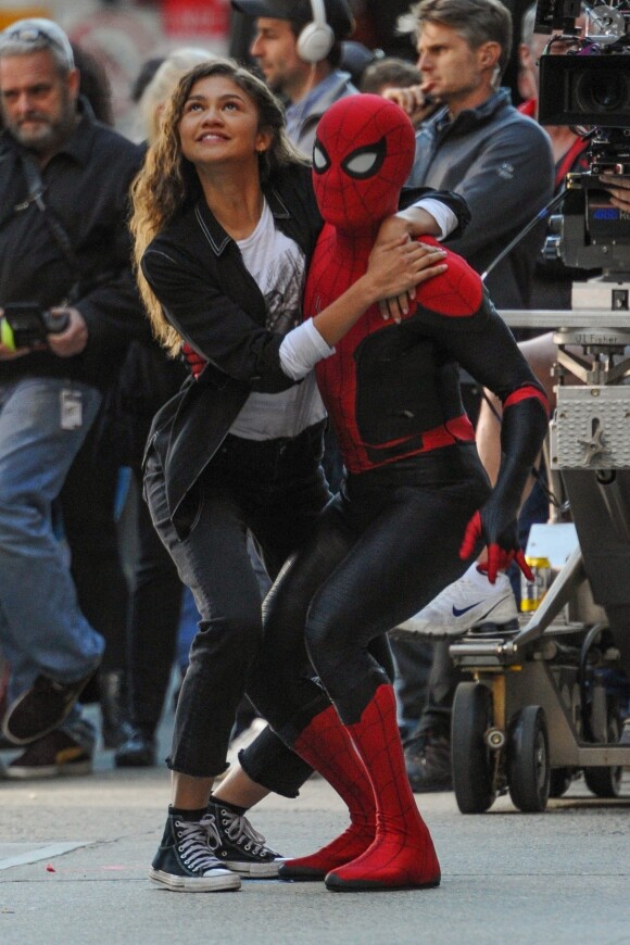 Tom Holland et Zendaya sur le tournage de "Spider-Man : Far Fron Home" à New York le 12 octobre 2018.