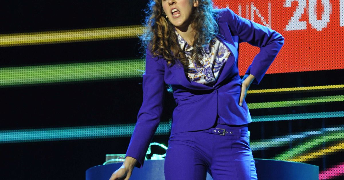 On Ne Demande Qu à En Rire Nicole Ferroni NICOLE FERRONI - GENERALE Nicole Ferroni - Générale du spectacle On n