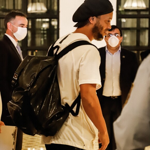Ronaldinho a été libéré de prison le 7 avril 2020, après un mois d'incarcération, et est assigné à résidence à l'hôtel d'Asuncion, au Paraguay. EFE / Nathalia Aguilar