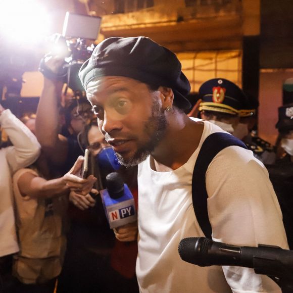 Ronaldinho a été libéré de prison le 7 avril 2020, après un mois d'incarcération, et est assigné à résidence à l'hôtel d'Asuncion, au Paraguay. EFE / Nathalia Aguilar