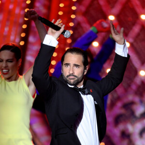 Exclusif - Florent Peyre - Tournage de l'émission "Tous au Moulin Rouge pour le Sidaction" au Moulin Rouge à Paris le 20 mars. © Cyril Moreau - Dominique Jacovides / Bestimage