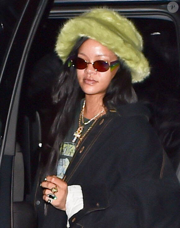 Rihanna dans les rues de New York. Le 8 février 2020. @New Media Images/Splash News/ABACAPRESS.COM