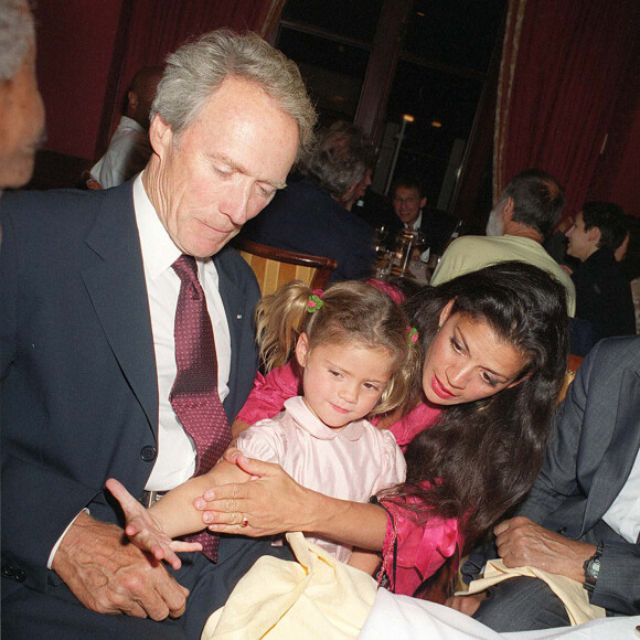 Clint Eastwood et Dina Ruiz. 03/09/2000 -