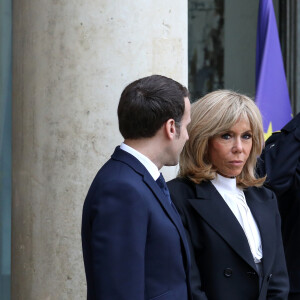 Le président Emmanuel Macron, la première dame Brigitte Macron - Le roi et la reine d'Espagne arrivent au palais de l'Elysée à Paris pour un déjeuner avant la cérémonie à l'occasion de la première journée nationale d'hommage aux victimes du terrorisme le 11 mars 2020. © Stéphane Lemouton / Bestimage