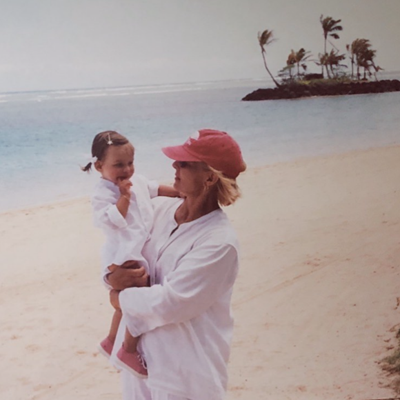 Darina Vartan Scotti et sa mère Sylvie Vartan. Photo publiée le 8 mars 2020.
