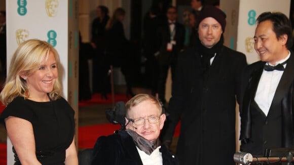 Stephen Hawking : Le geste fort de sa fille Lucy pour les hôpitaux