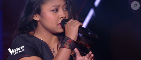 Ludysao et Nathan lors de l'épreuve des K.O dans "The Voice 2020" - Talents de Pascal Obispo. Émission du samedi 25 avril 2020, TF1