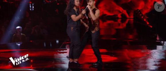 Ludysao et Nathan lors de l'épreuve des K.O dans "The Voice 2020" - Talents de Pascal Obispo. Émission du samedi 25 avril 2020, TF1