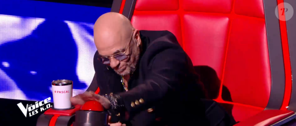Pascal Obispo lors de l'épreuve des K.O dans "The Voice 2020". Émission du samedi 25 avril 2020, TF1
