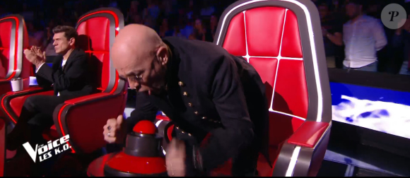 Pascal Obispo lors de l'épreuve des K.O dans "The Voice 2020". Émission du samedi 25 avril 2020, TF1
