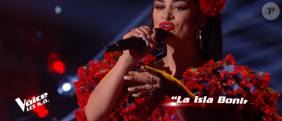Nessa lors de l'épreuve des K.O dans "The Voice 2020" - Talent de Pascal Obispo. Émission du samedi 25 avril 2020, TF1