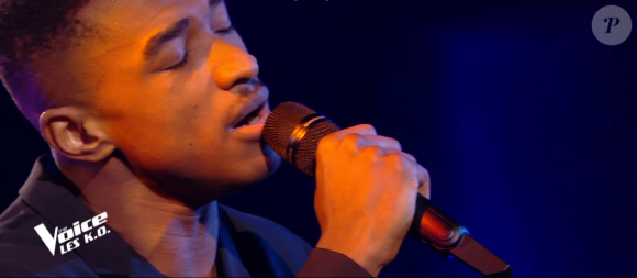 Abi lors de l'épreuve des K.O dans "The Voice 2020" - Talent de Pascal Obispo. Émission du samedi 25 avril 2020, TF1