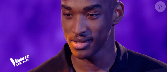 Abi lors de l'épreuve des K.O dans "The Voice 2020" - Talent de Pascal Obispo. Émission du samedi 25 avril 2020, TF1