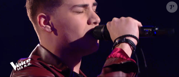 Hakob lors de l'épreuve des K.O dans "The Voice 2020" - Talent de Pascal Obispo. Émission du samedi 25 avril 2020, TF1