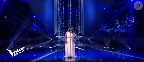 Verushka lors de l'épreuve des K.O dans "The Voice 2020" - Talent de Pascal Obispo. Émission du samedi 25 avril 2020, TF1