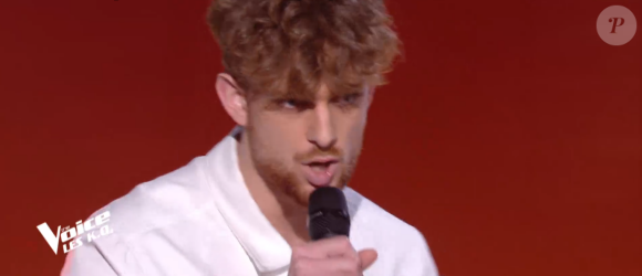 Antoine (alias Owlite) lors de l'épreuve des K.O dans "The Voice 2020" - Talent de Pascal Obispo. Émission du samedi 25 avril 2020, TF1