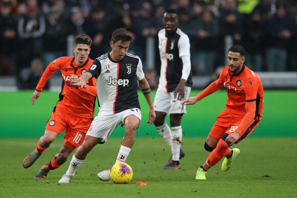 Paulo Dybala et Blaise Matuidi lors du match Juventus Turin - Udinese. Turin, le 15 janvier 2020.
