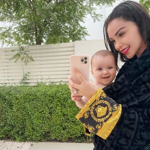 Nabilla Benattia et Milann, le 26 avril 2020