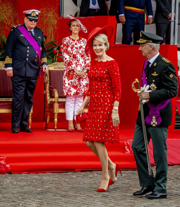 Le prince Laurent et sa femme la princesse Claire, la reine Mathilde et le roi Philippe lors de la fête nationale belge le 21 juillet 2018.