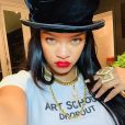 Selfie de Rihanna publiée le 12 novembre 2019.