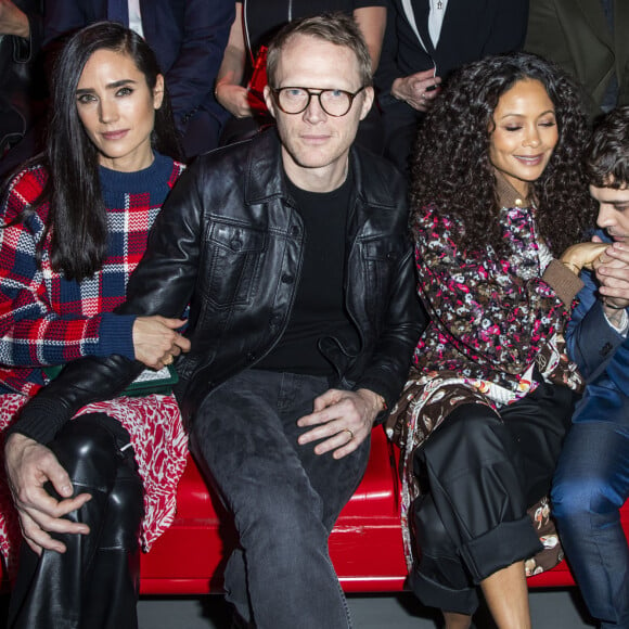 Jennifer Connelly et son mari Paul Bettany, Thandie Newton, Xavier Dolan - People au défilé Louis Vuitton collection prêt-à-porter Automne-Hiver lors de la fashion week à Paris, le 5 mars 2019. © Olivier Borde/Bestimage