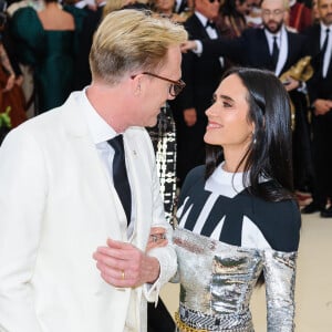 Paul Bettany et sa femme Jennifer Connelly - Les célébrités arrivent à l'ouverture de l'exposition Heavenly Bodies: Fashion and the Catholic Imagination à New York, le 7 mai 2018