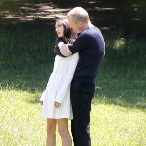 Exclusif - Jennifer Connelly et son mari Paul Bettany posent lors d'un photoshoot à Central Park à New York, le 22 juin 2015.