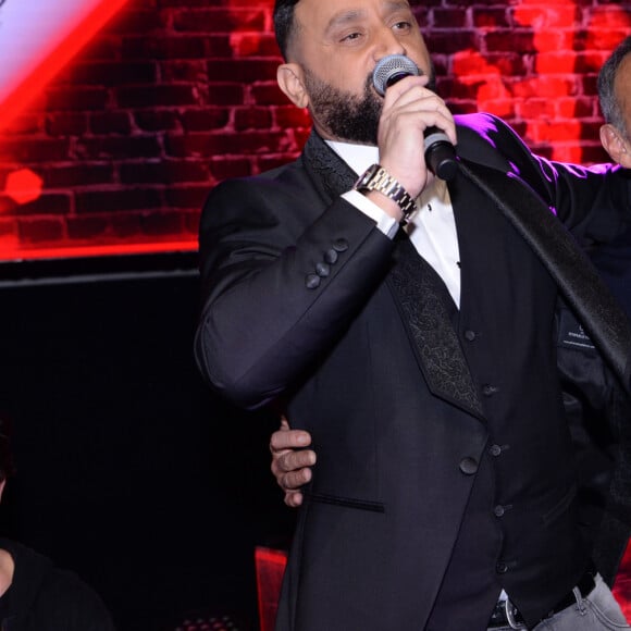 Exclusif - Cyril Hanouna, Elie Semoun - 8e gala de l'association "Les Rois du Monde" avec un plateau d'artistes et une vente aux enchères au profit des enfants défavorisés, orphelins et hospitalisés, suivi d'une soirée dansante à la Salle Wagram à Paris, le 2 mars 2020. © Cyril Moreau-Rachid Bellak/Bestimage