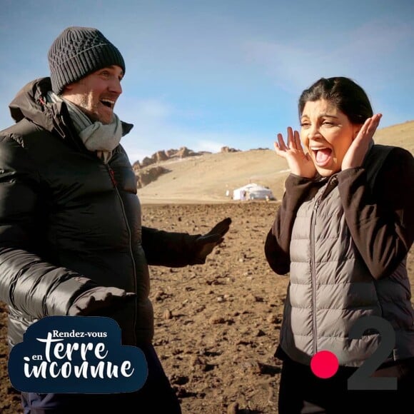 Raphael de Casabianca a partagé sur Instagram cette photo de lui et Nawell Madani en Mongolie, pour Rendez-vous en terre inconnue. France 2, diffusion le 26 mai 2020.