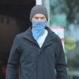 Exclusif - Brian Austin Green porte un bandana pour faire ses courses à Los Angeles, le 10 avril 2020. Il se protège de l'épidémie de Coronavirus (Covid-19).
