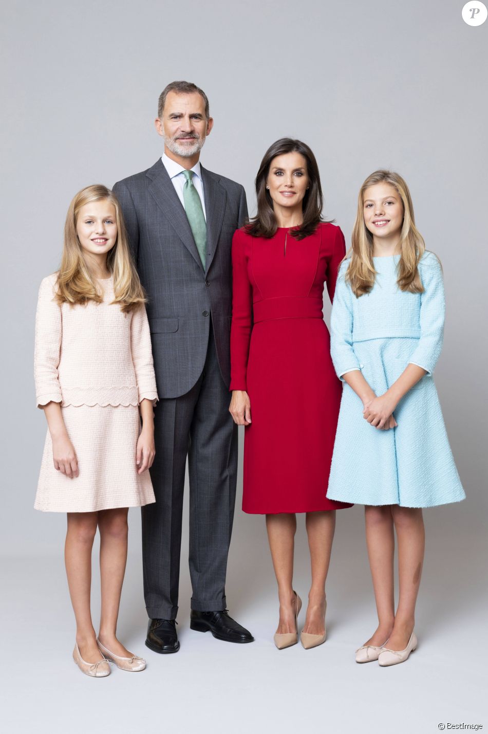 La princesse Leonor, le roi Felipe VI, la reine Letizia, l&#039;infante Sofia - Photos officielles des membres de la famille royale d&#039;Espagne à Madrid le 11 février 2020.