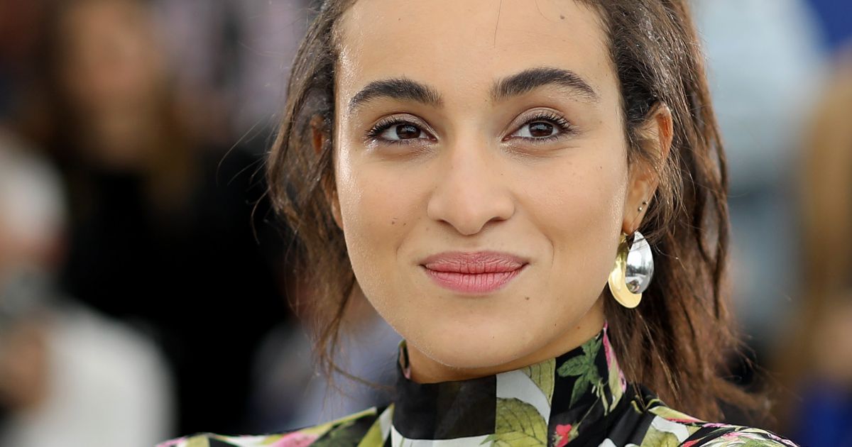 Camélia Jordana au photocall du film Haut les filles lors du 72e