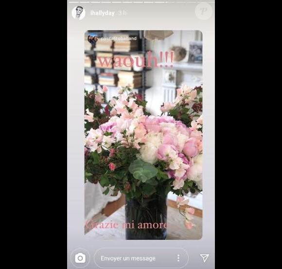 Vendredi 29 mai 2020, Laeticia Hallyday a reposté, sur Instagram, la photo d'un bouquet de fleurs qu'elle a envoyé à son compagnon Pascal Balland.