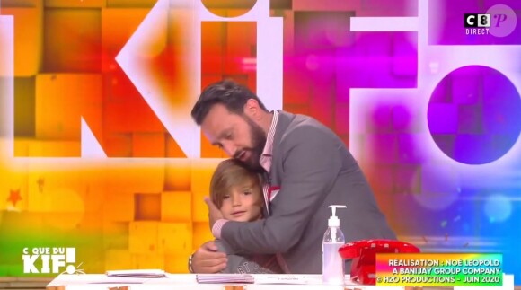 Lino, le fils de Cyril Hanouna, apparaît en direct dans "C que du kif", le 4 juin 2020, sur C8