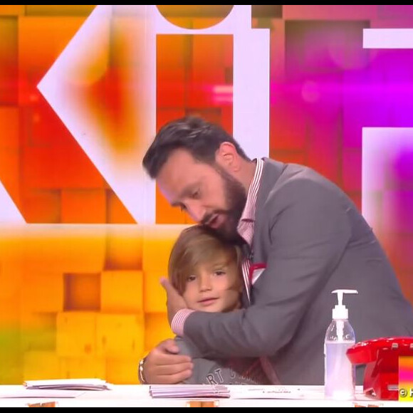 Lino, le fils de Cyril Hanouna, apparaît en direct dans "C que du kif", le 4 juin 2020, sur C8