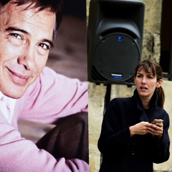 Doria Tillier - Hommage à Guy Bedos en l'église de Saint-Germain-des-Prés à Paris le 4 juin 2020. © JB Autissier / Panoramic / Bestimage