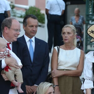 Mélanie-Antoinette de Massy, Elisabeth-Anne de Massy, le prince Albert de Monaco, le prince Jacques, la princesse Charlene, la princesse Gabriella, Georges Marsan (le maire de Monaco) au traditionnel pique-nique de la Principauté, qui se tient chaque année au parc de la princesse Antoinette le 28 août 2015.